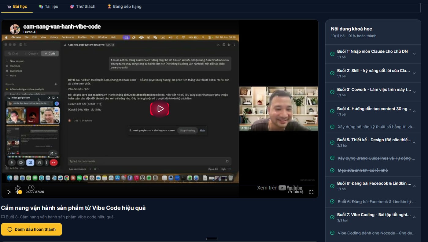 Giao diện khóa học online trên lucas.ai.vn: video bài học và danh sách buổi học